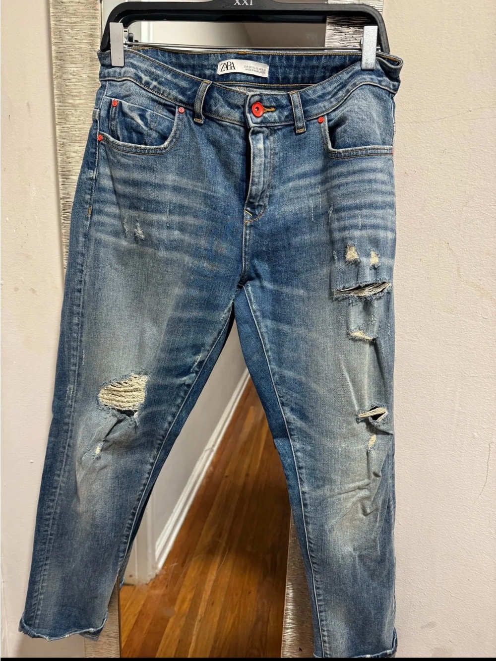 Zara women Distressed Blue Slim Straight Jeans with Red Hardware